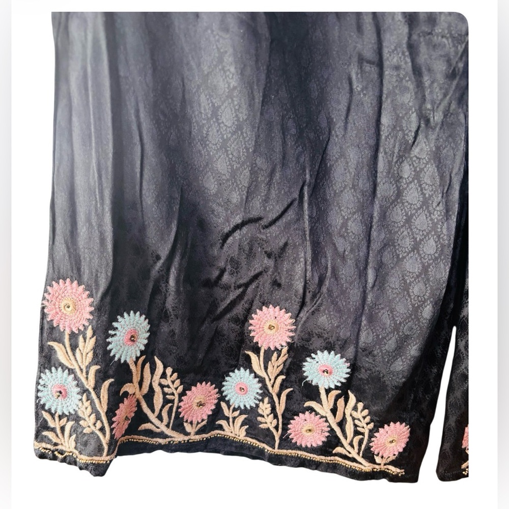 Nekane/NKN  Black Wide-Leg Pants with Embroidered Floral Hem. Medium - Picture 3 of 9